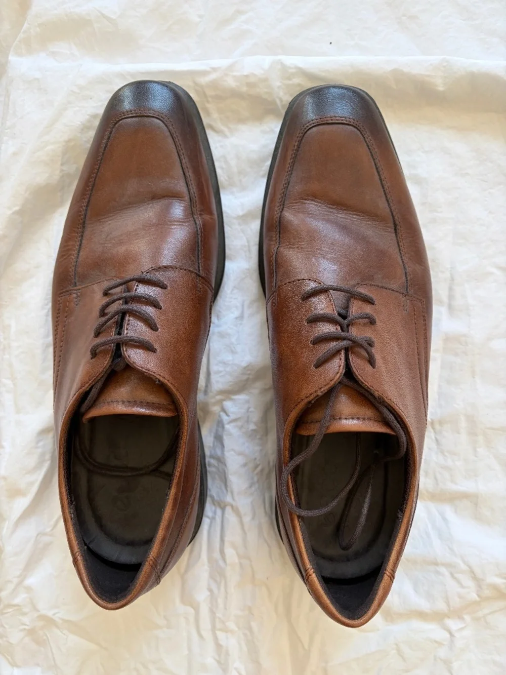 Ecco Size 9 Lace up Shoes
